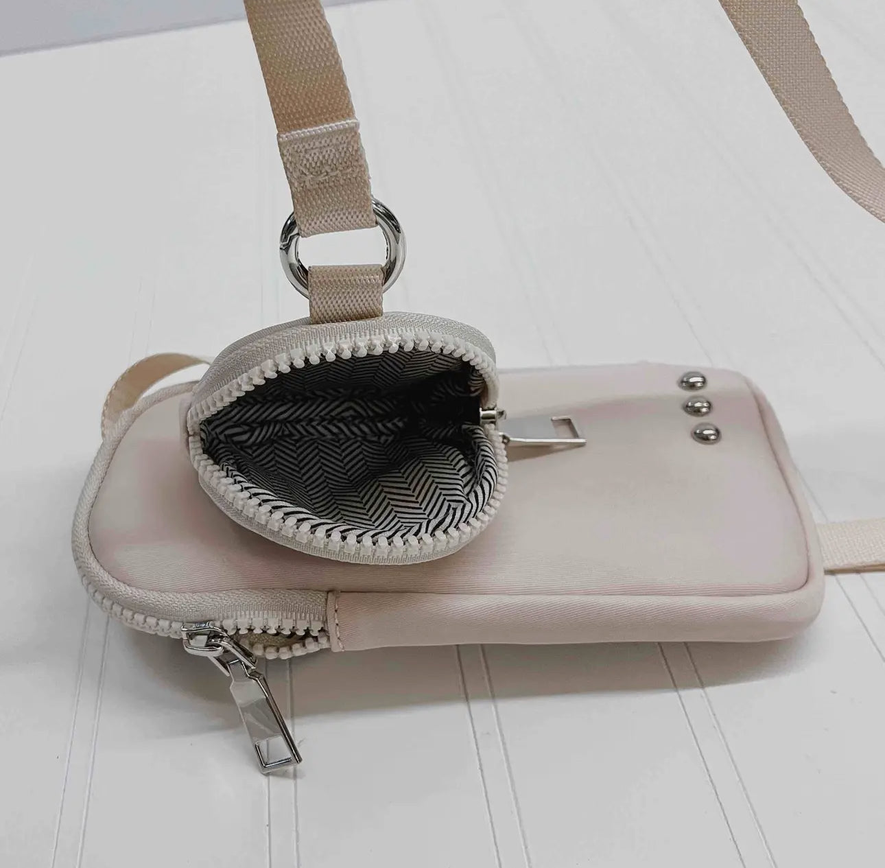 Nessa Nylon Crossbody Phone Bag