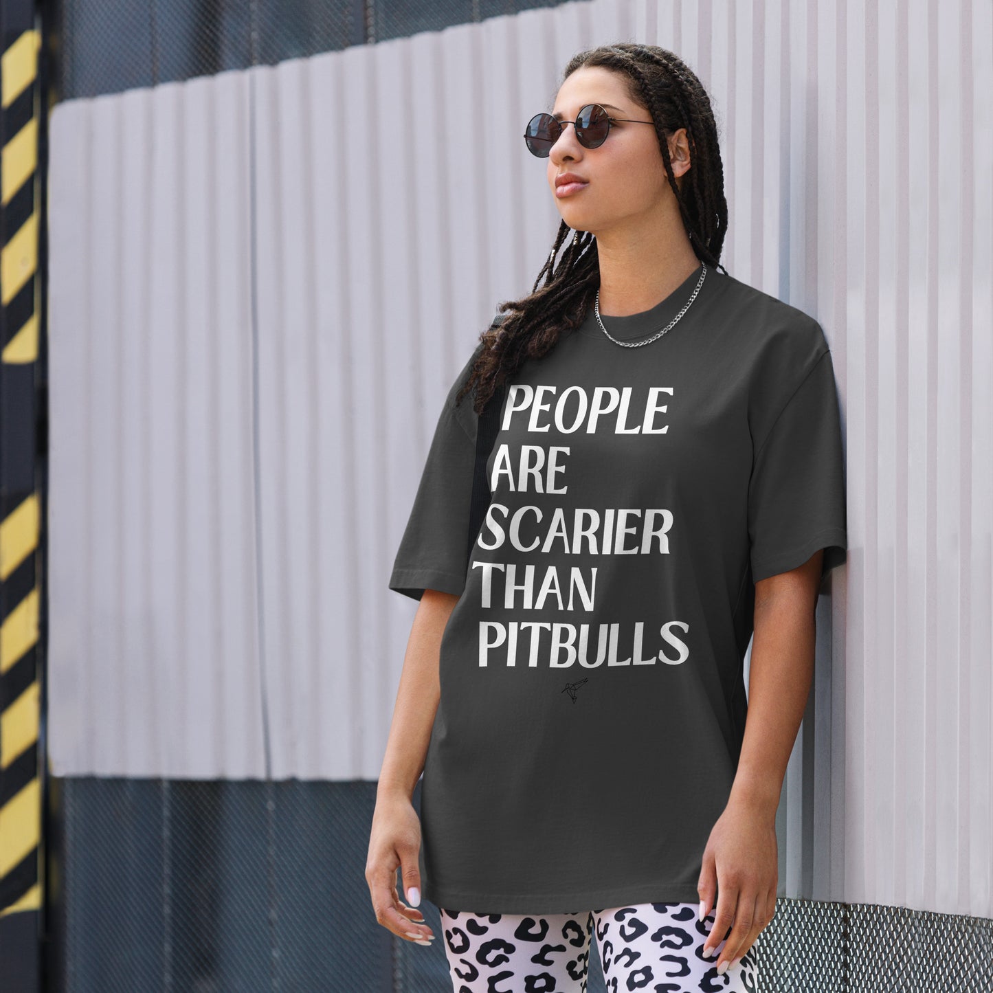 Pitbulls Oversized faded t-shirt